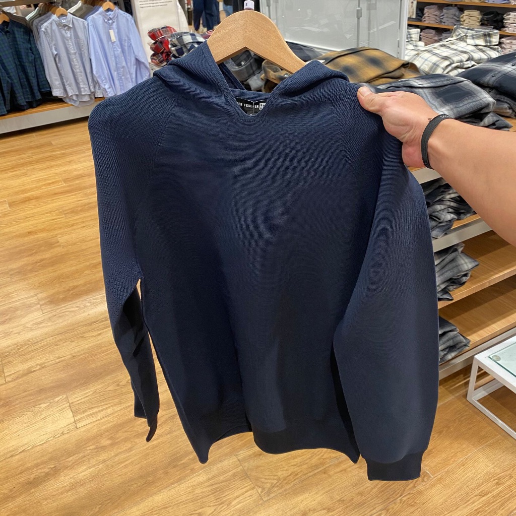 Jastip. Hoodie Rajut Uniqlo (MAN)