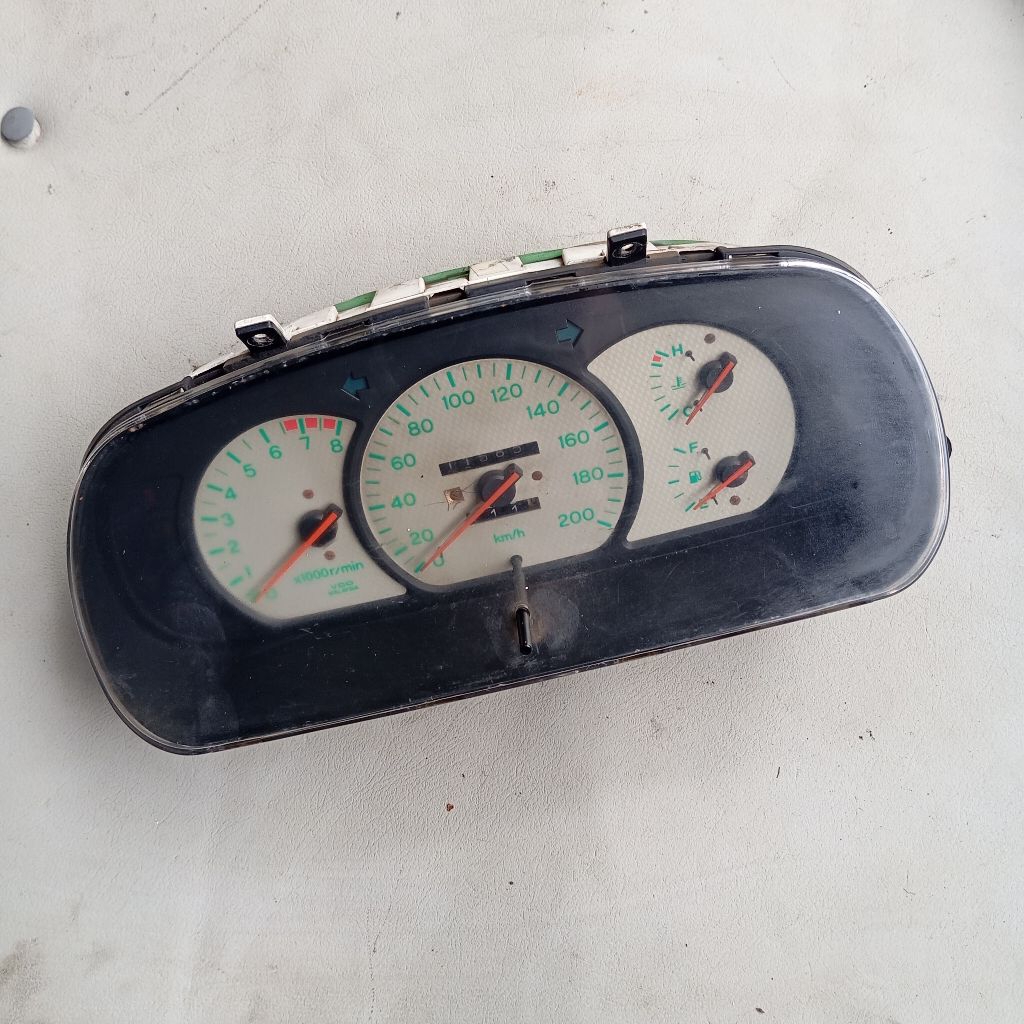 Speedometer proton wira