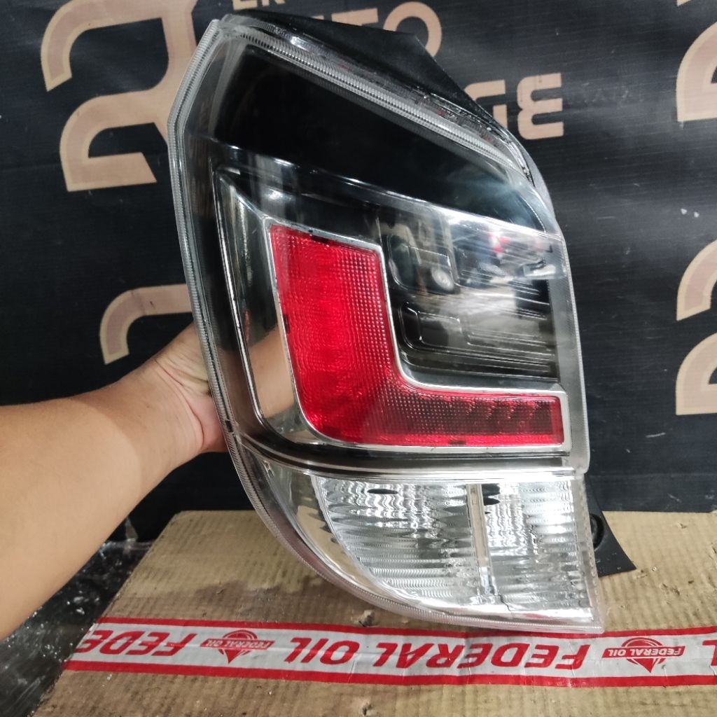 Stoplamp lampu belakang Agya/ayla 2020 ORI copotan