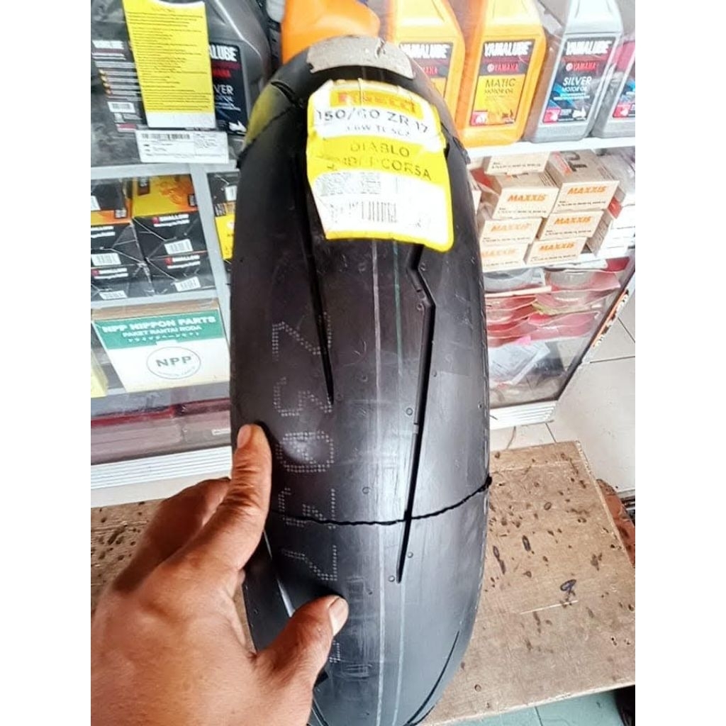 pirelli diablo supercorsa. 150/60-17