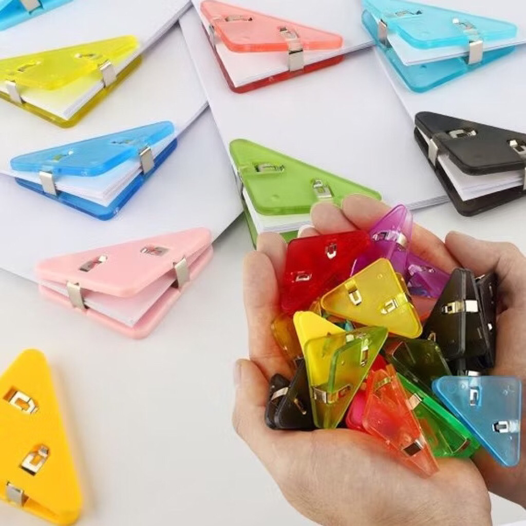 

HS Klip Penjepit Buku /Klip Sudut Kertas Segitiga