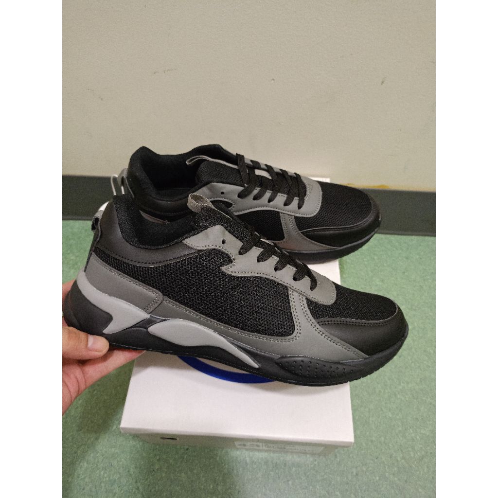 Sepatu Pria Ringan Nevada Shoes 3DYNM 39-44