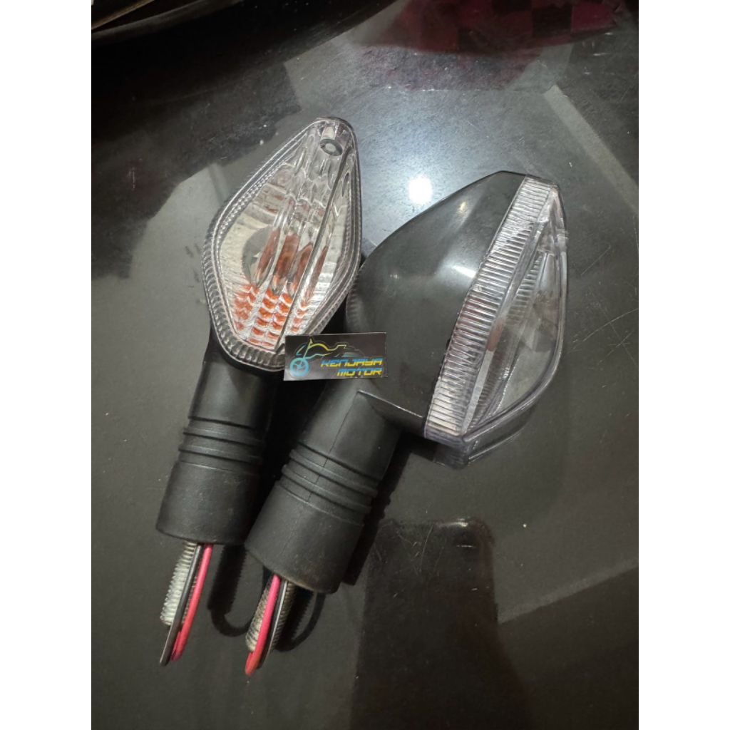 LAMPU SEN VERZA CB150R TEBAL SEPASANG
