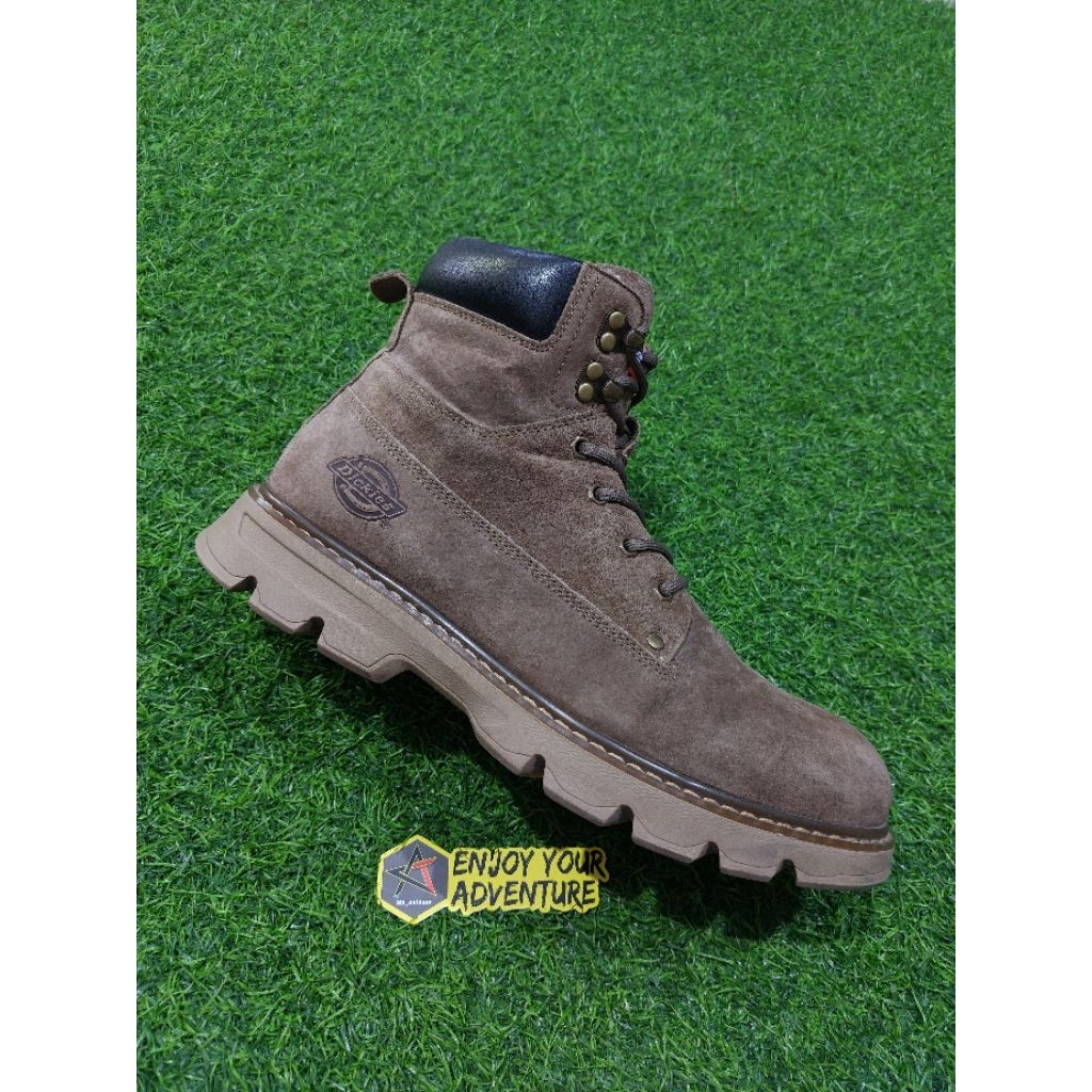 sepatu boots dickies size 44