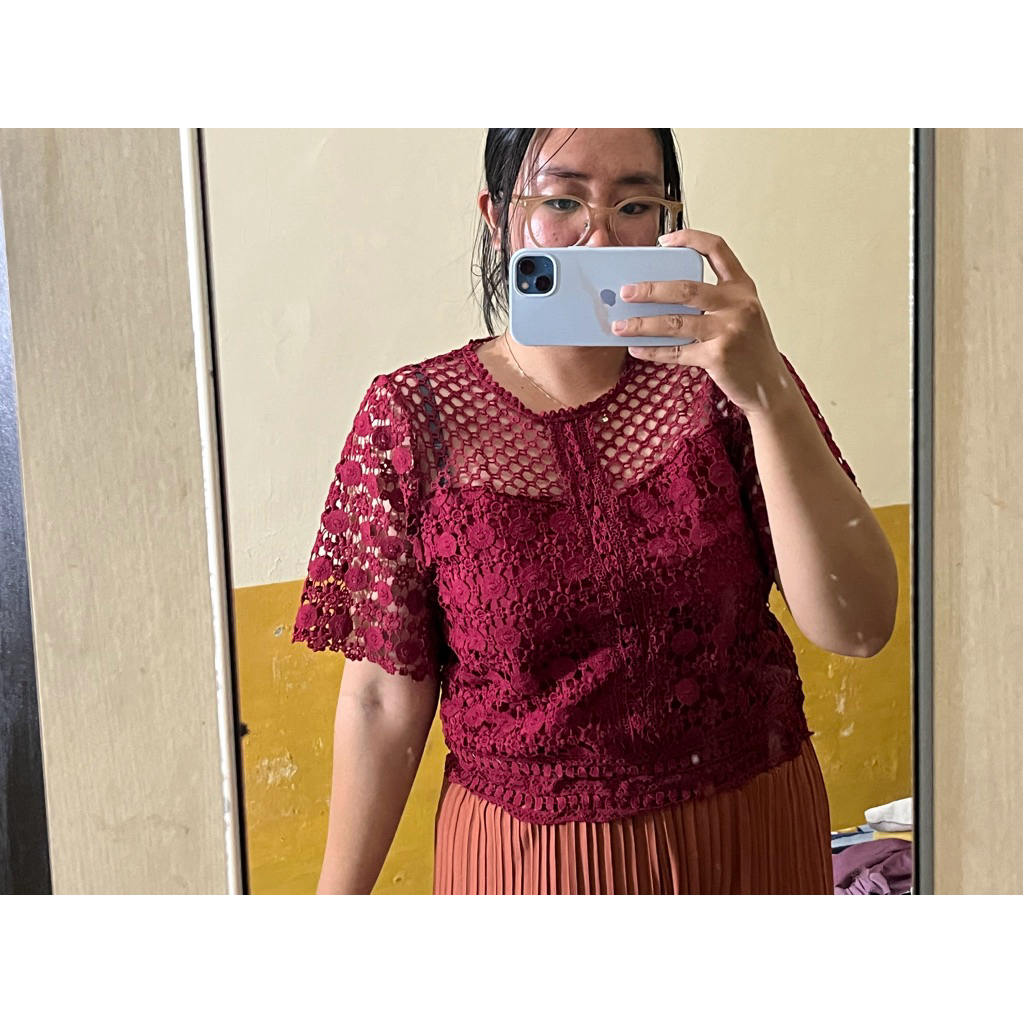 Atasan Brukat Merah Maroon