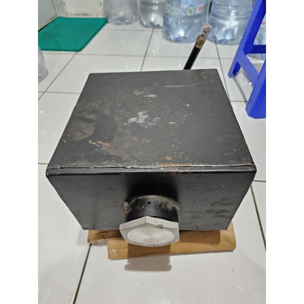 tabung tangki minyak hidrolik dump truk