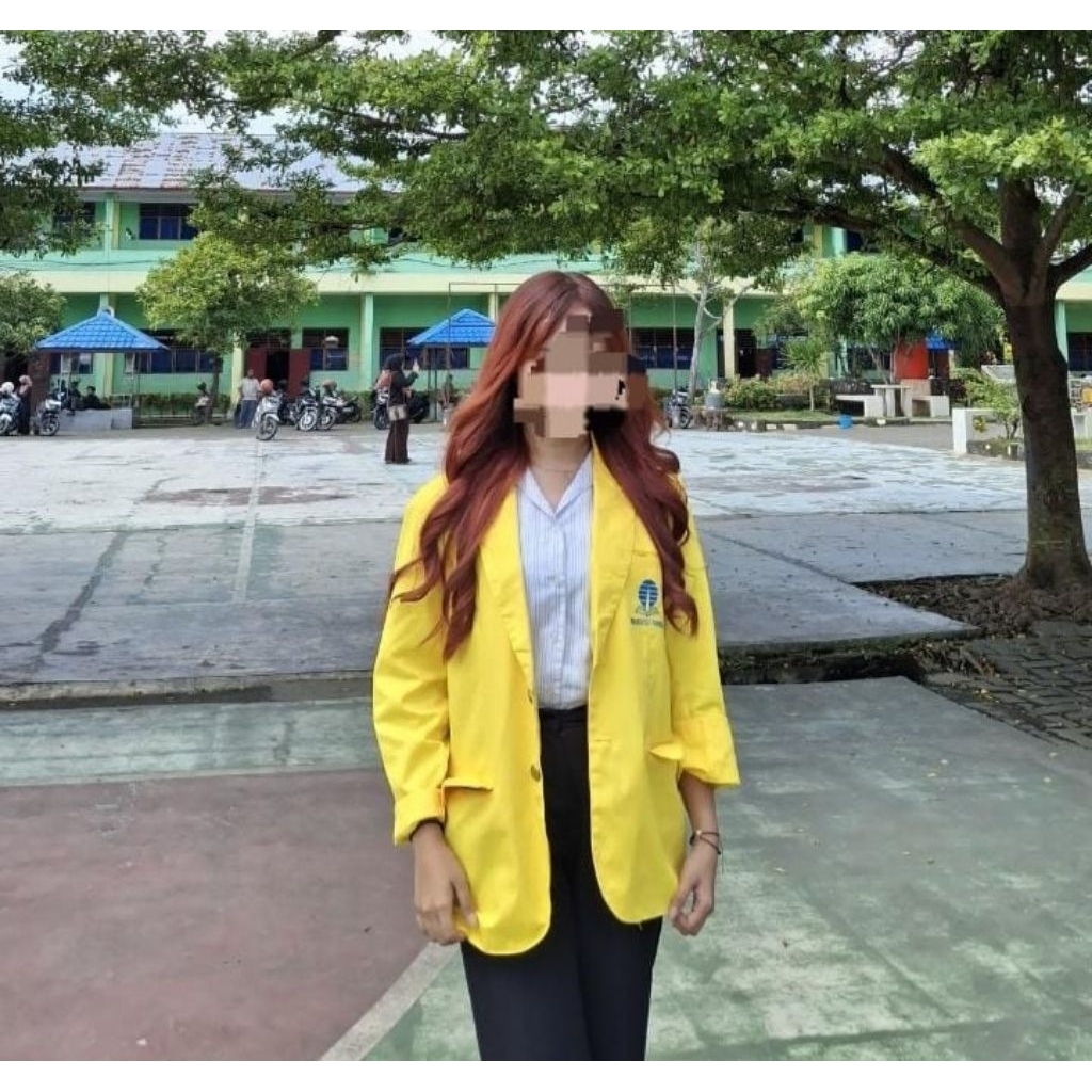 preloved almet UT size M