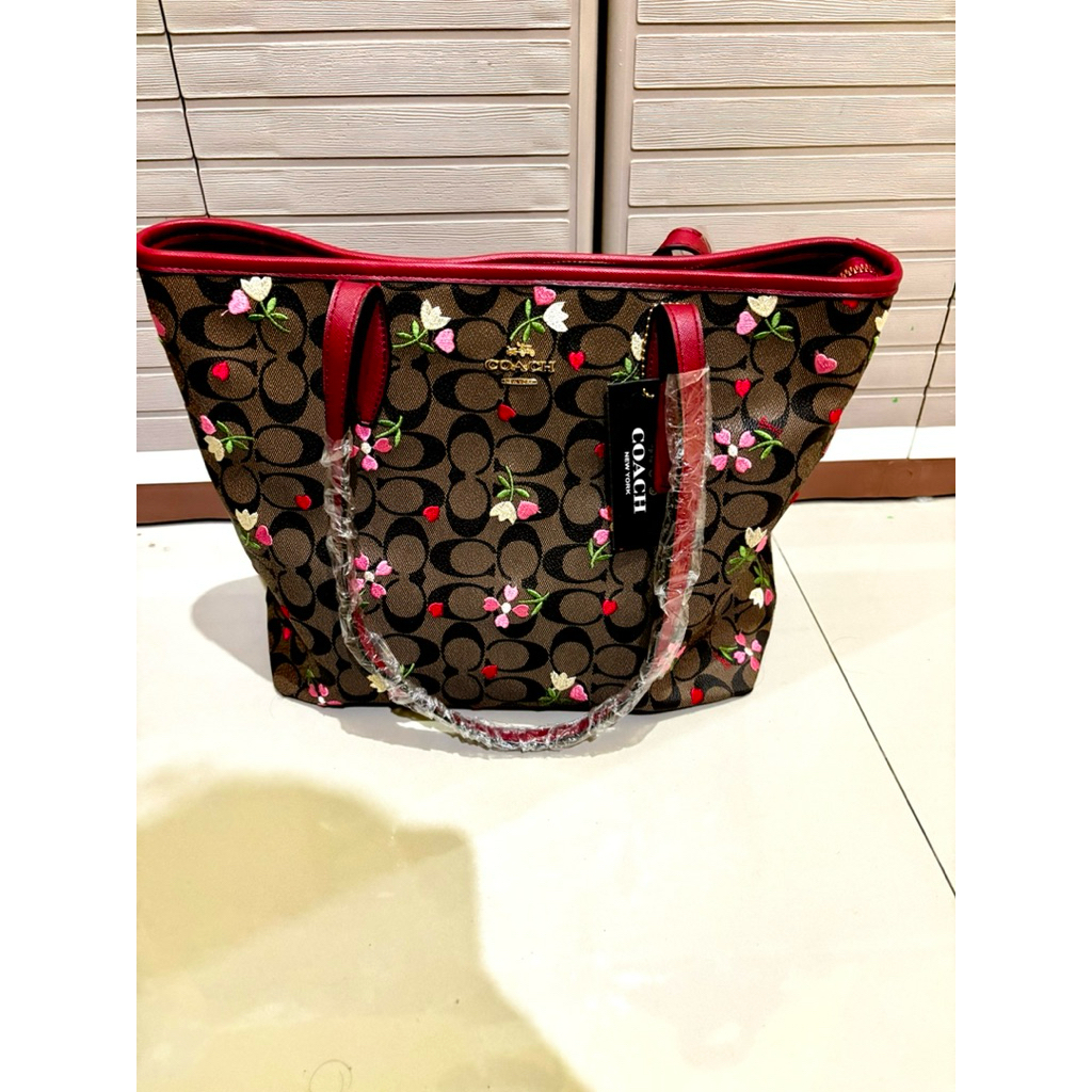 COACH TOTE SIGNATURE MAROON
