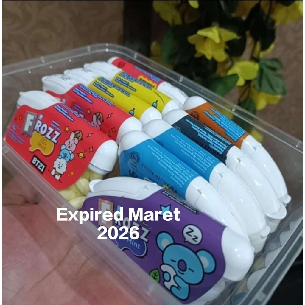 

Paket Permen FROZZ BT21. Satu paket isi 10 kotak.LIMITED EDITION Permen Bebas Gula @15 gram. Expired Maret 2026
