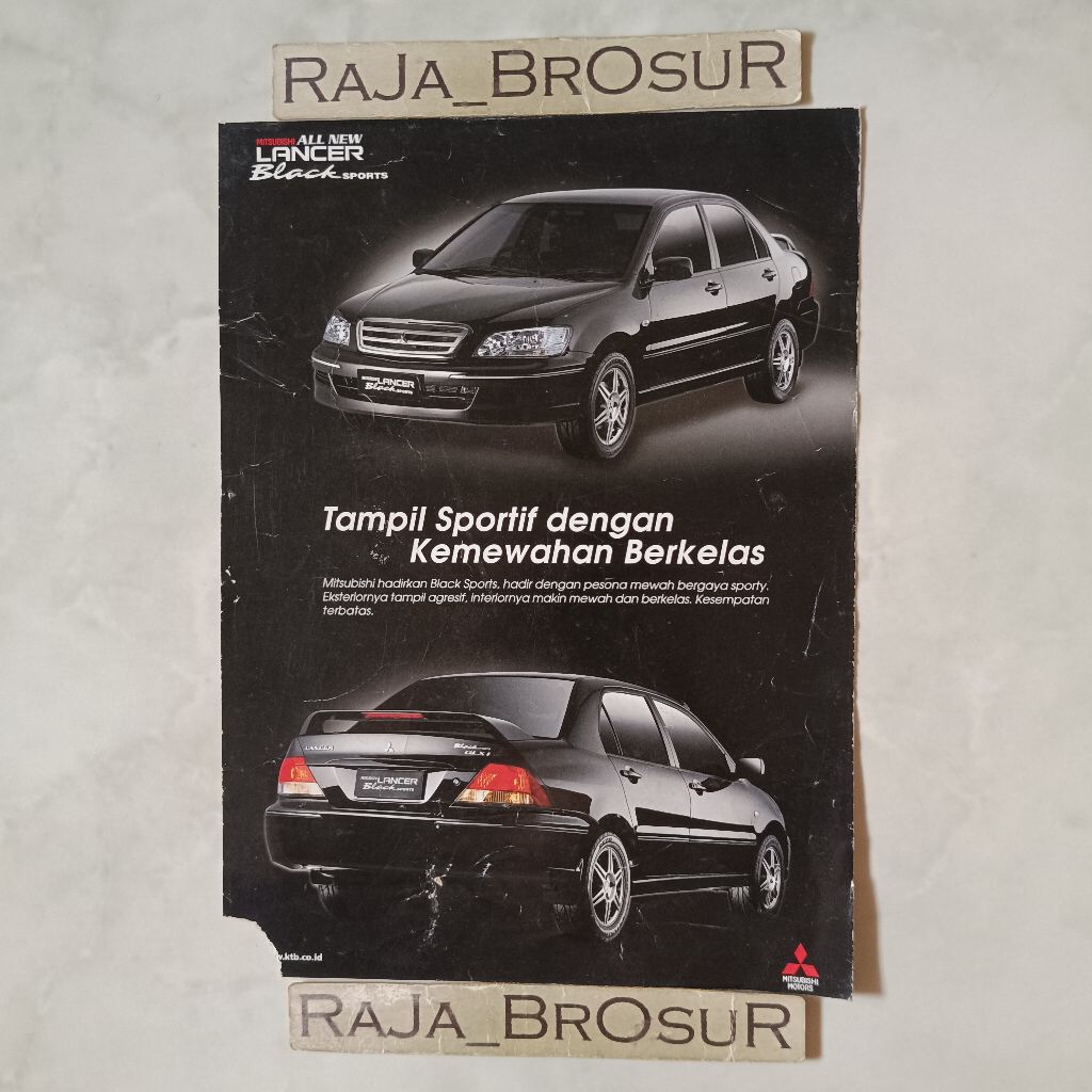 Poster brosur katalog flyer Mitsubishi Lancer Black Sports