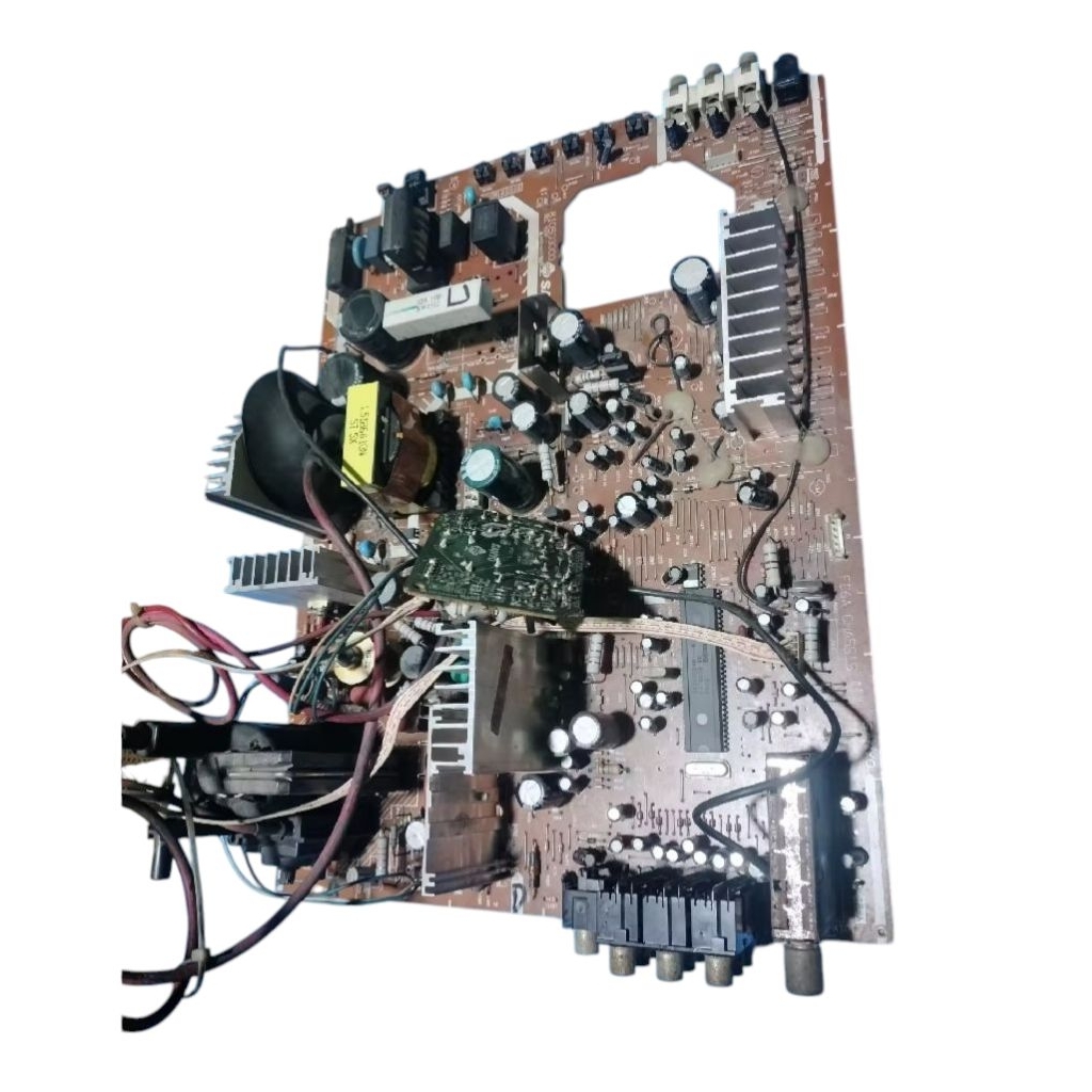 mesin_TV_Sanyo_29in_slim_copotan_dari_tv_blum_di_uji_tes/gembling