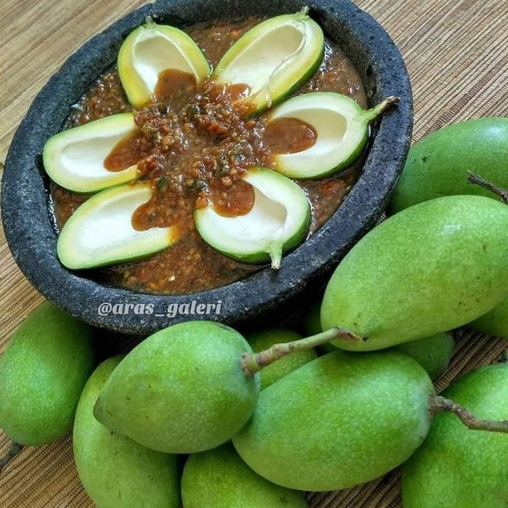 

mangga untuk rujakan
