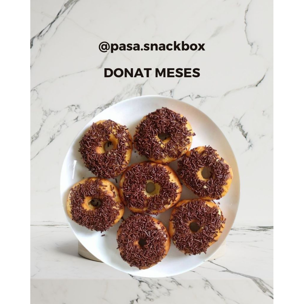 

Donat Meses Coklat - Kue Tradisional, Kue Basah, Jajanan Pasar, Snack Box, Cemilan Jajanan - PASA