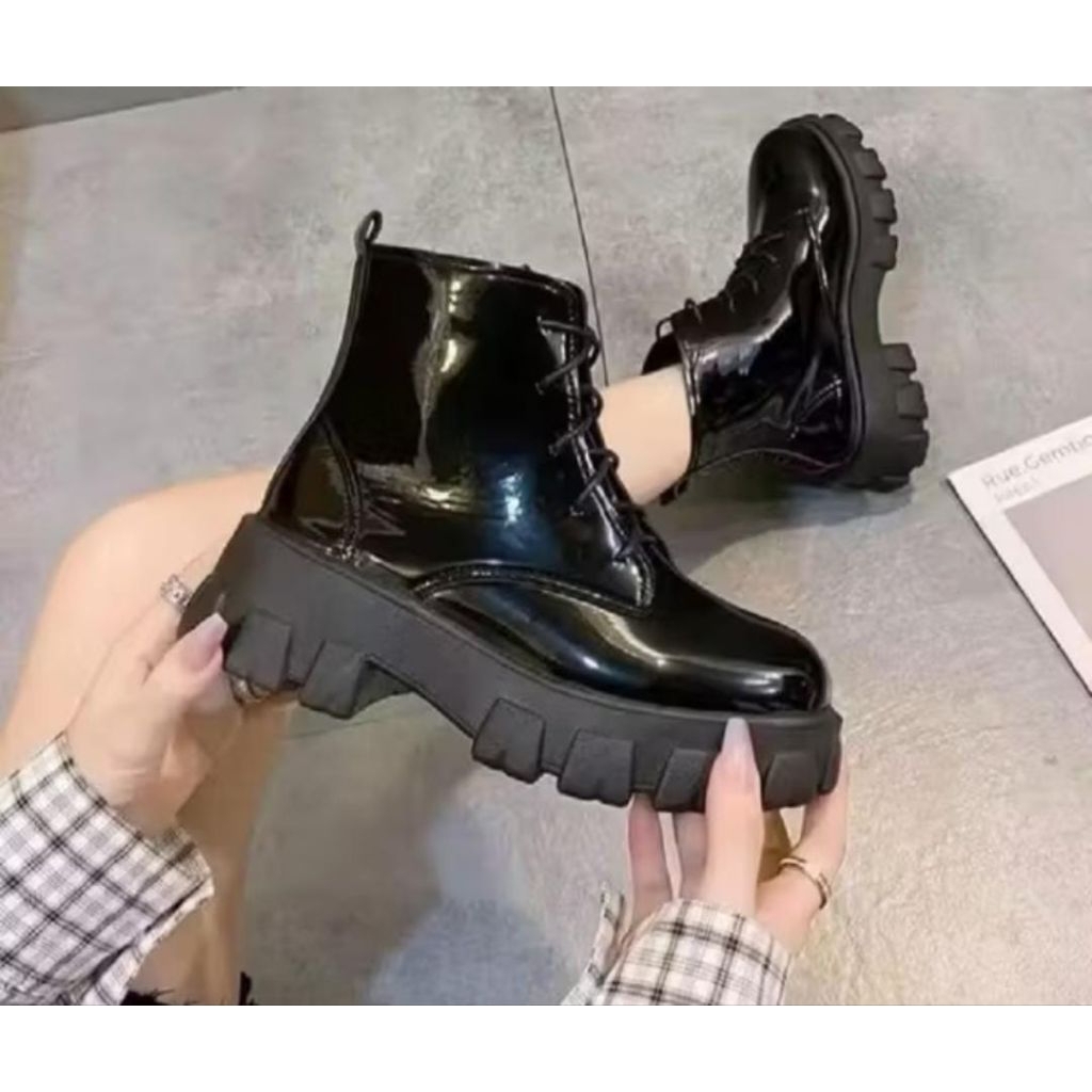 new deals boots sepatu sneakers wanita sneakers fashion shoes korea sepatu wanita boots hitam polos