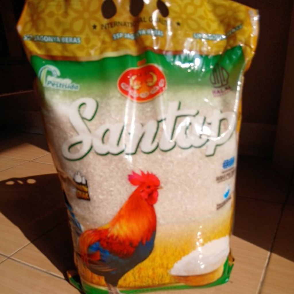 

Beras premium kemasan 5kg