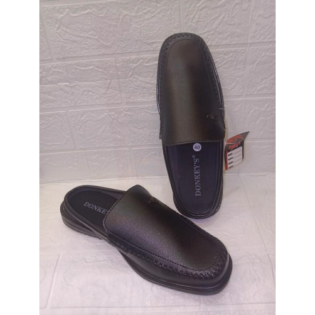 termurah sendal sepatu ukuran 39-43 merek donkey Shoes Pria