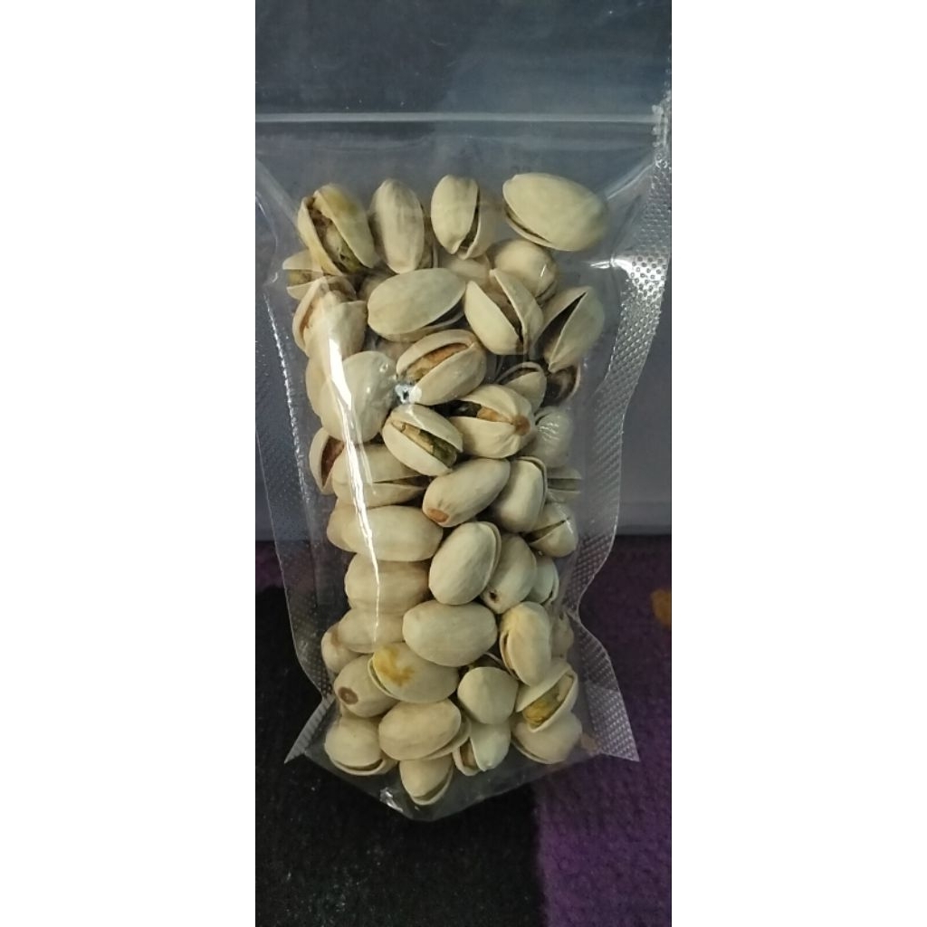 

pistacio kemasan 100gr