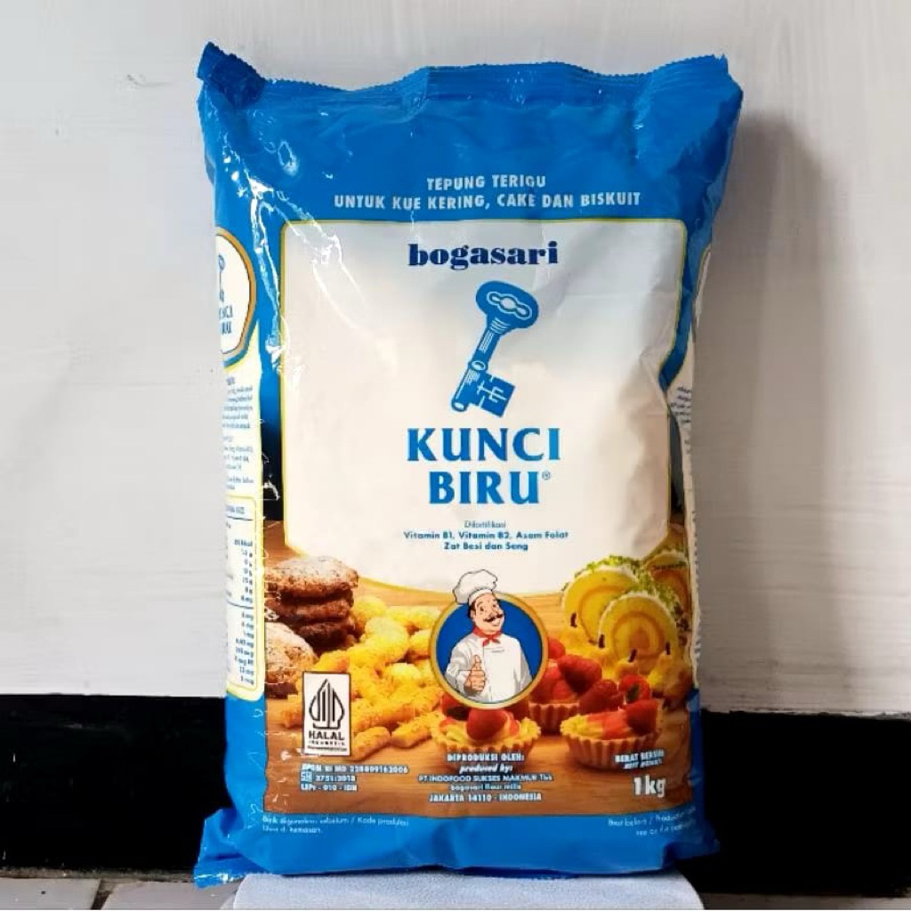 

Tepung Terigu Kunci Biru bogasari 1kg | Tepung trigu protein rendah