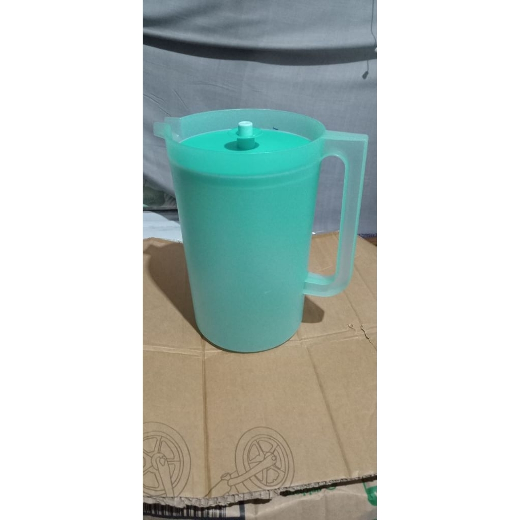 teko minum tupperware