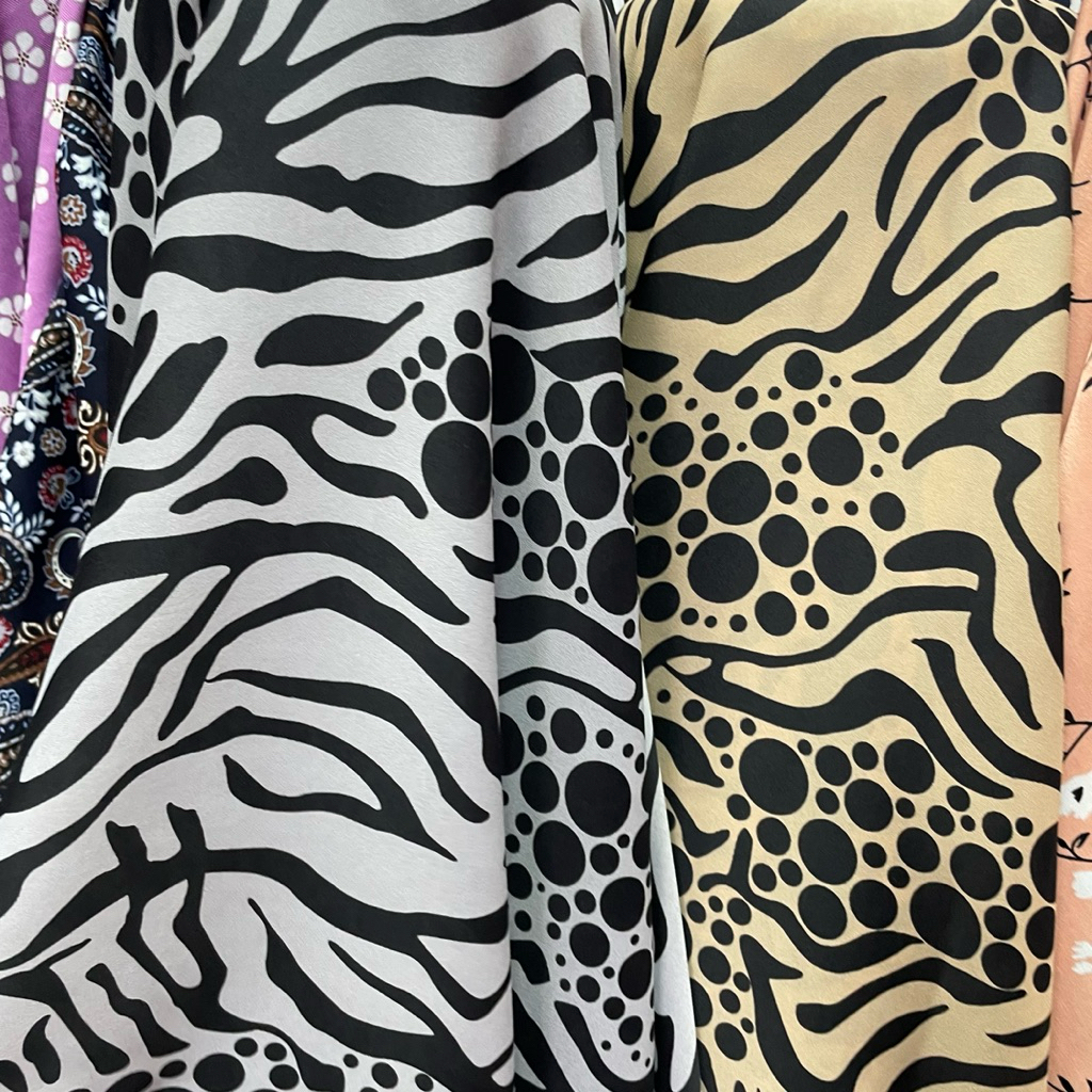 kain zara crepe motif zebra premium - kain nasiji crepe - kain crepe deluxe premium - kain crepe sty