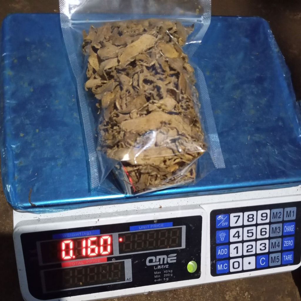 

TEMULAWAK KERING JAMU OBAT TRADISIONAL 150GR