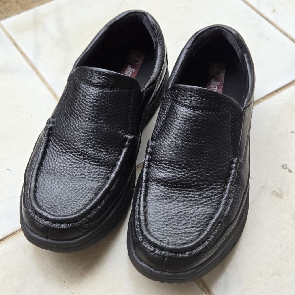 Sepatu second Jim Joker size 40 black