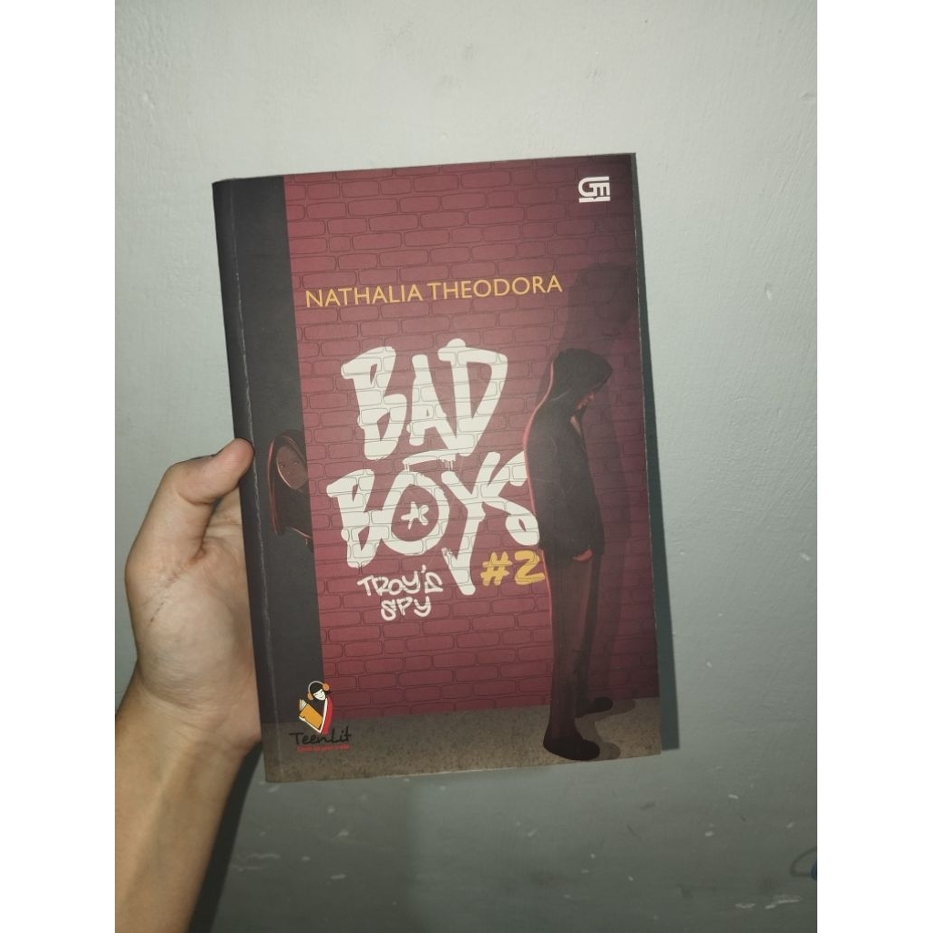 novel "BAD BOYS karya NATHALIA THEODORA"