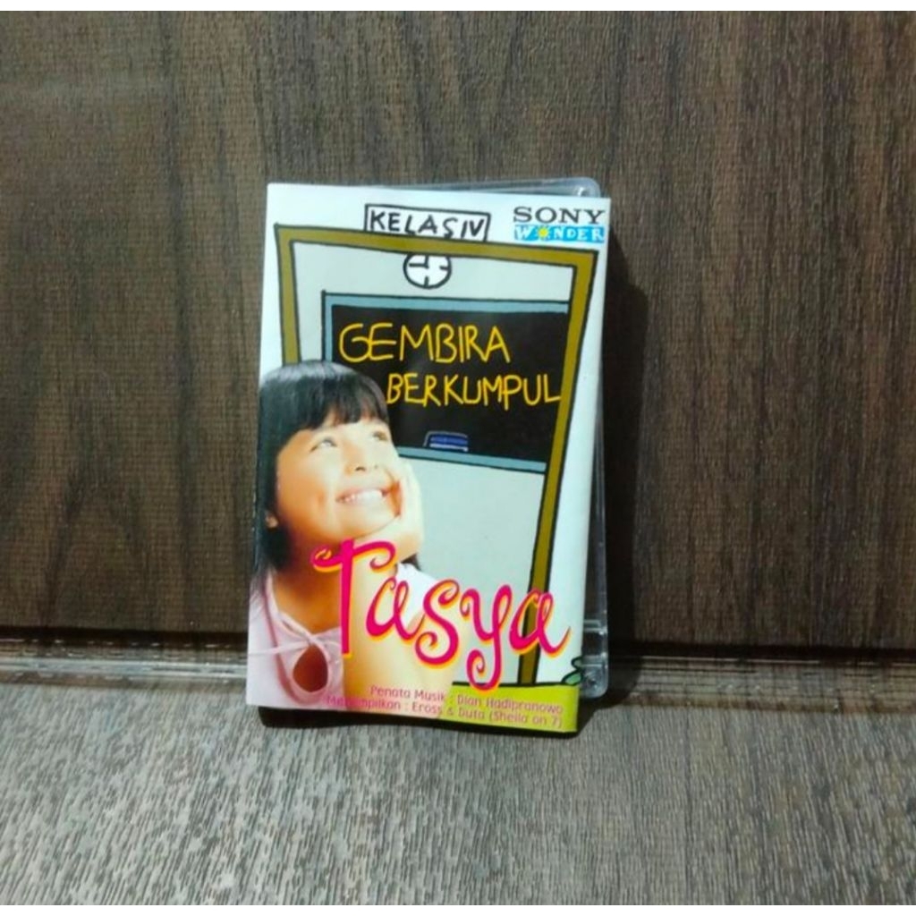 KASET 13447- TASYA GEMBIRA BERKUMPUL