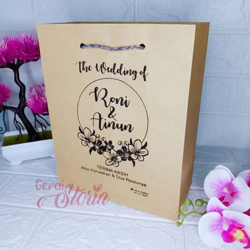 

PAPER BAG SABLON 20X10X25 | PAPERBAG SABLON MURAH