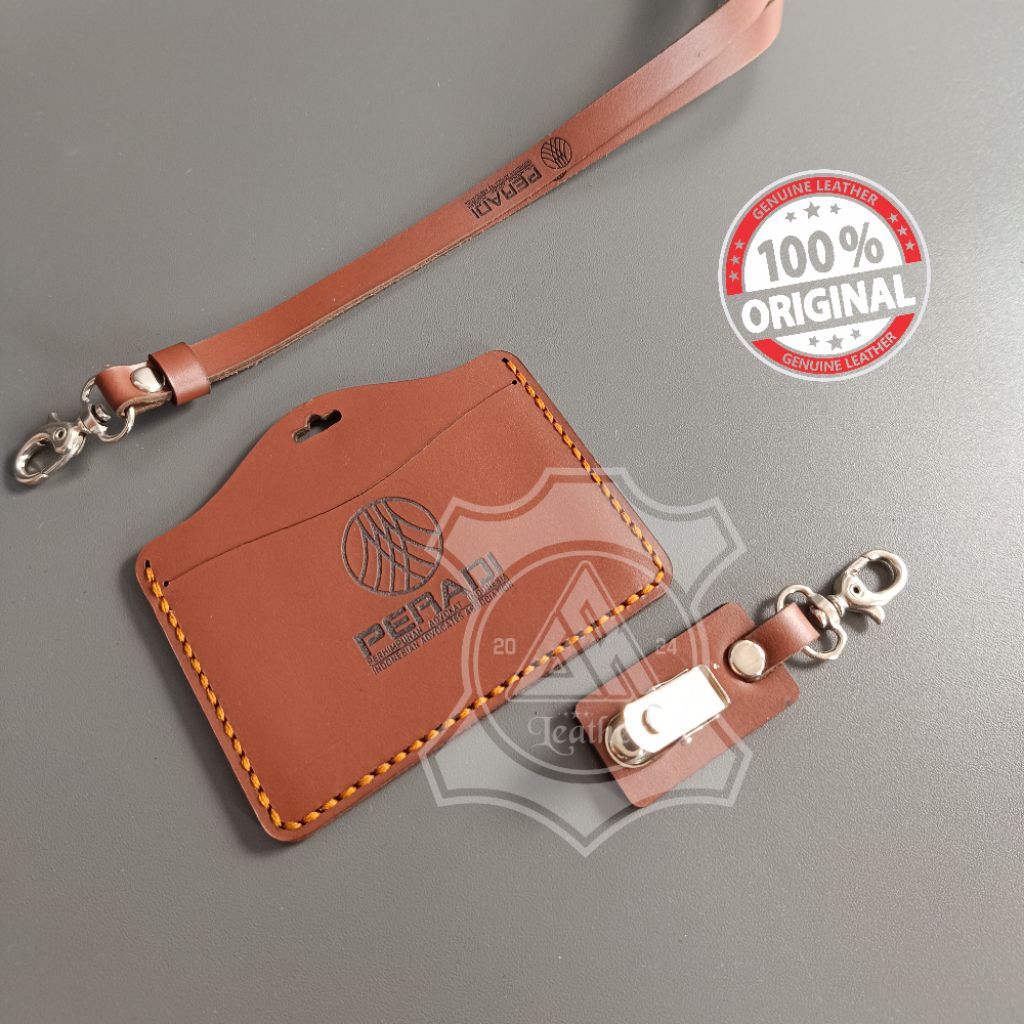 

Id Card Holder Landscape - Card Holder kulit asli - Name Tag Custom Nama dan Logo