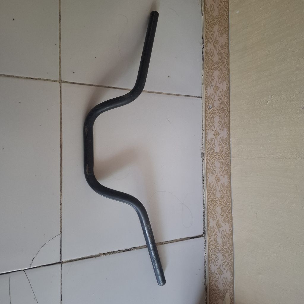 STANG CUSTOM TIRON YAMAHA XSR155