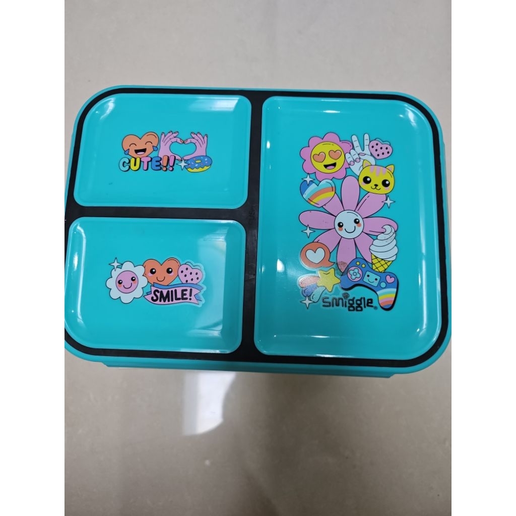 PRELOVED SMIGGLE LUNCH BOX