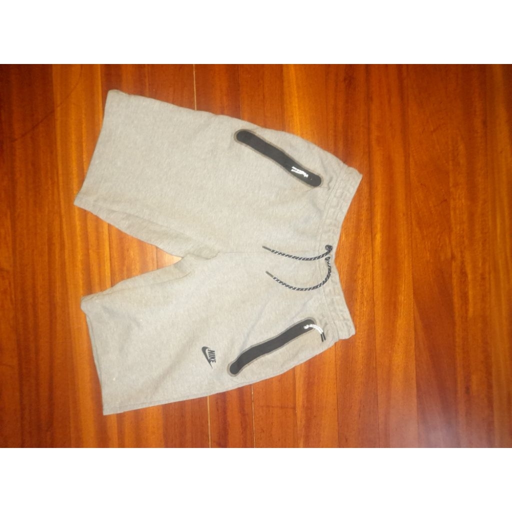 celana Nike tech short pants original