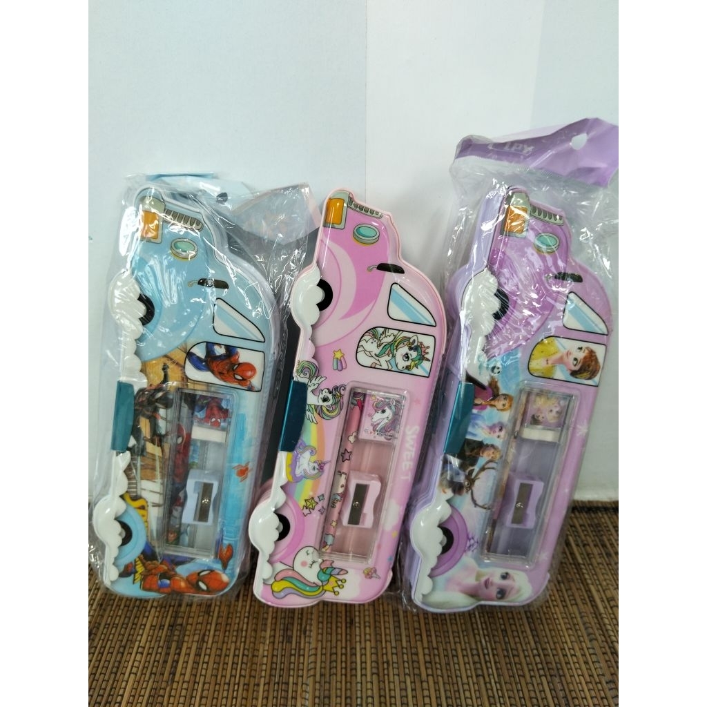

Kotak Pensil / Tempat Pensil Anak Magnet