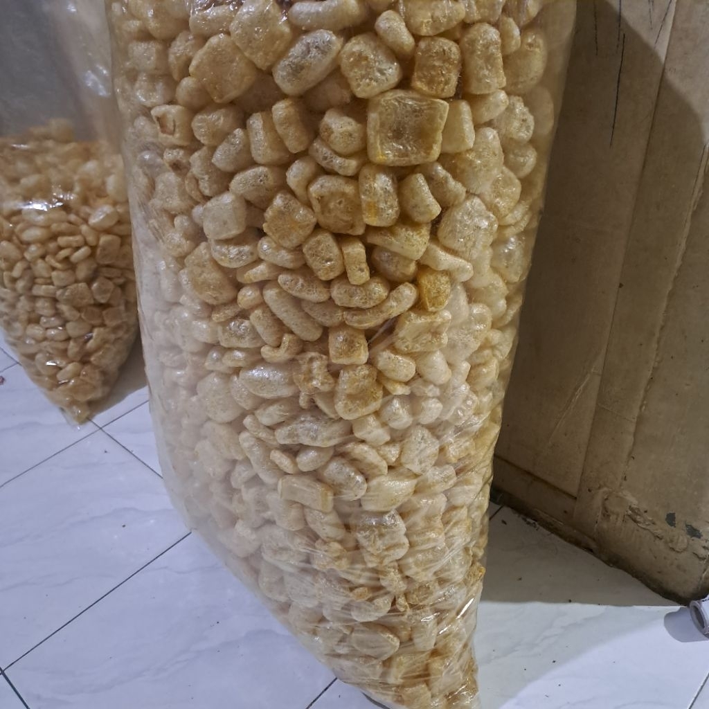 

1 kg kerupuk kulit sapi halal, kerupuk rambak, karepuk jangek