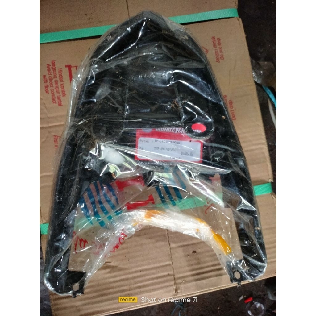 reflektor stop Revo lama