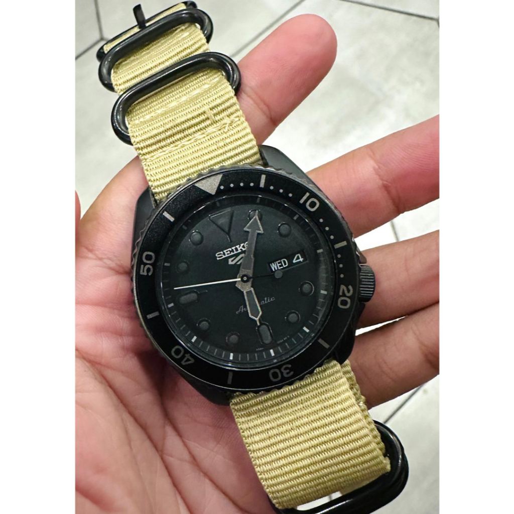 Seiko 5 Sports SRPD79 Full Black Cal. 4R36 ( Preowned like New )