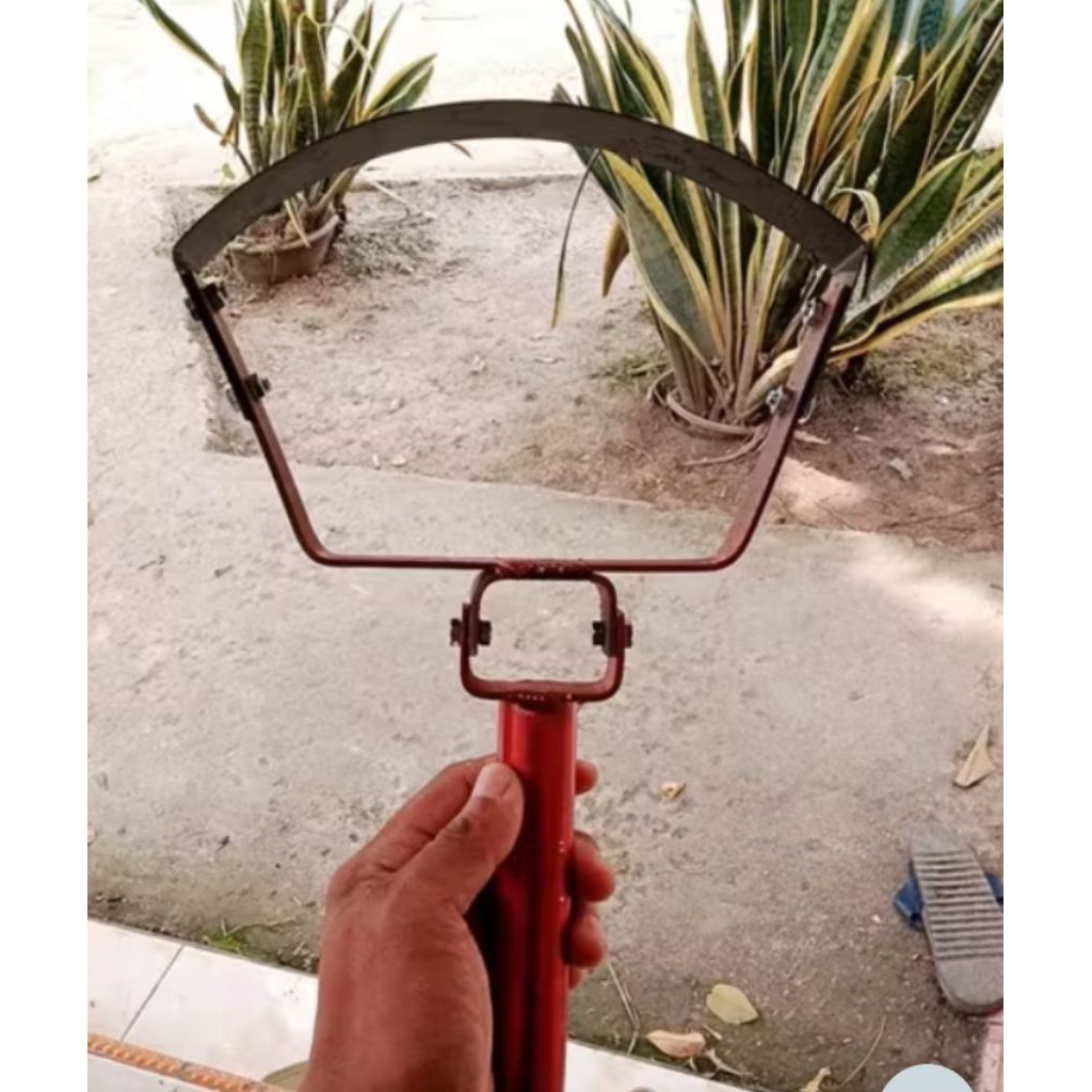 CANGKUL RUMPUT BAJA BERKUALITAS