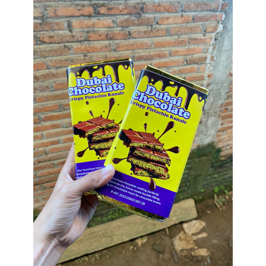 

COKLAT DUBAI ISI PISTACHIO KUNAFEE UKURAN JUMBO (260gram)