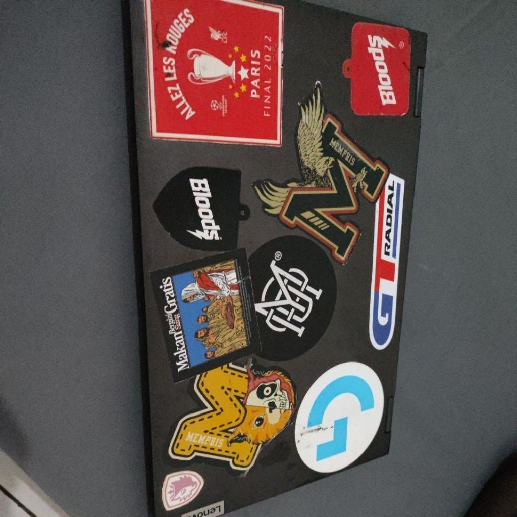 Laptop lenovo IdeaPad AMD RYZEN 7 4000 SERIES