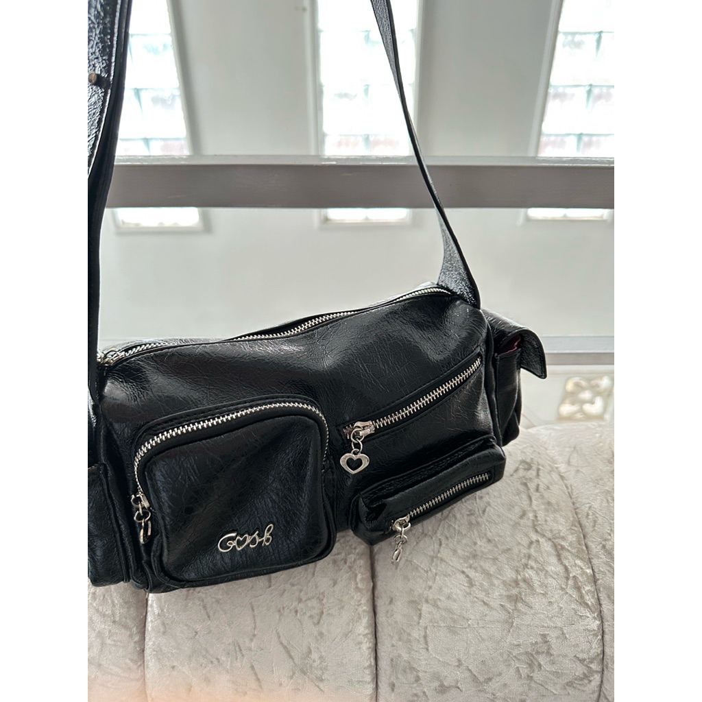 Tas Sling Bag Gosh Preloved