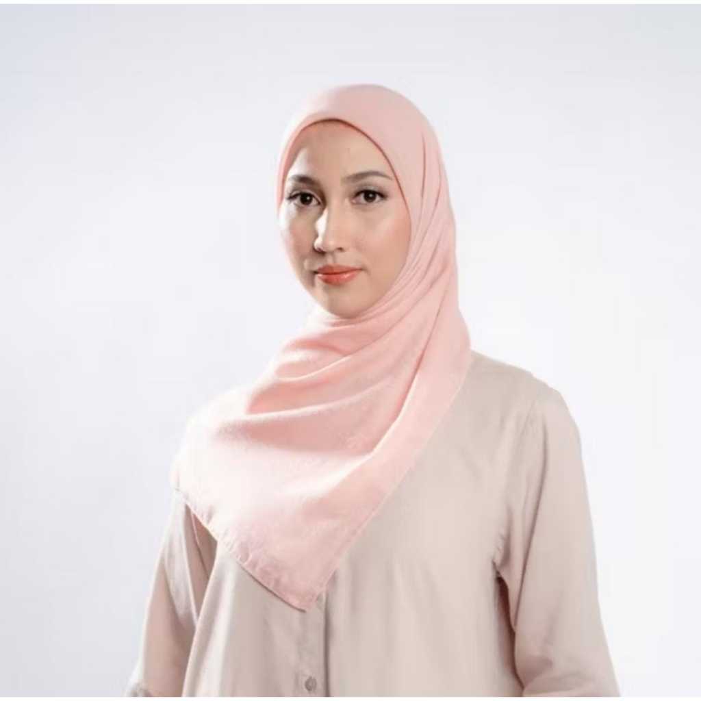 Zoya Kayla Scarf - Kerudung Hijab Segi Empat Polos - Bahan Voal Ukuran 110x110