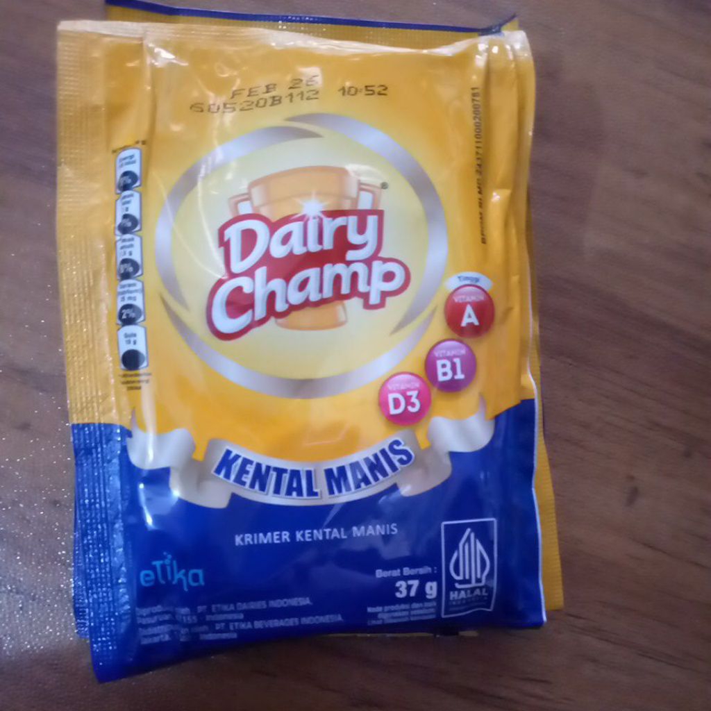 

dairy champ susu kental manis SKM krimer kental manis kemasan sachet 37 gram