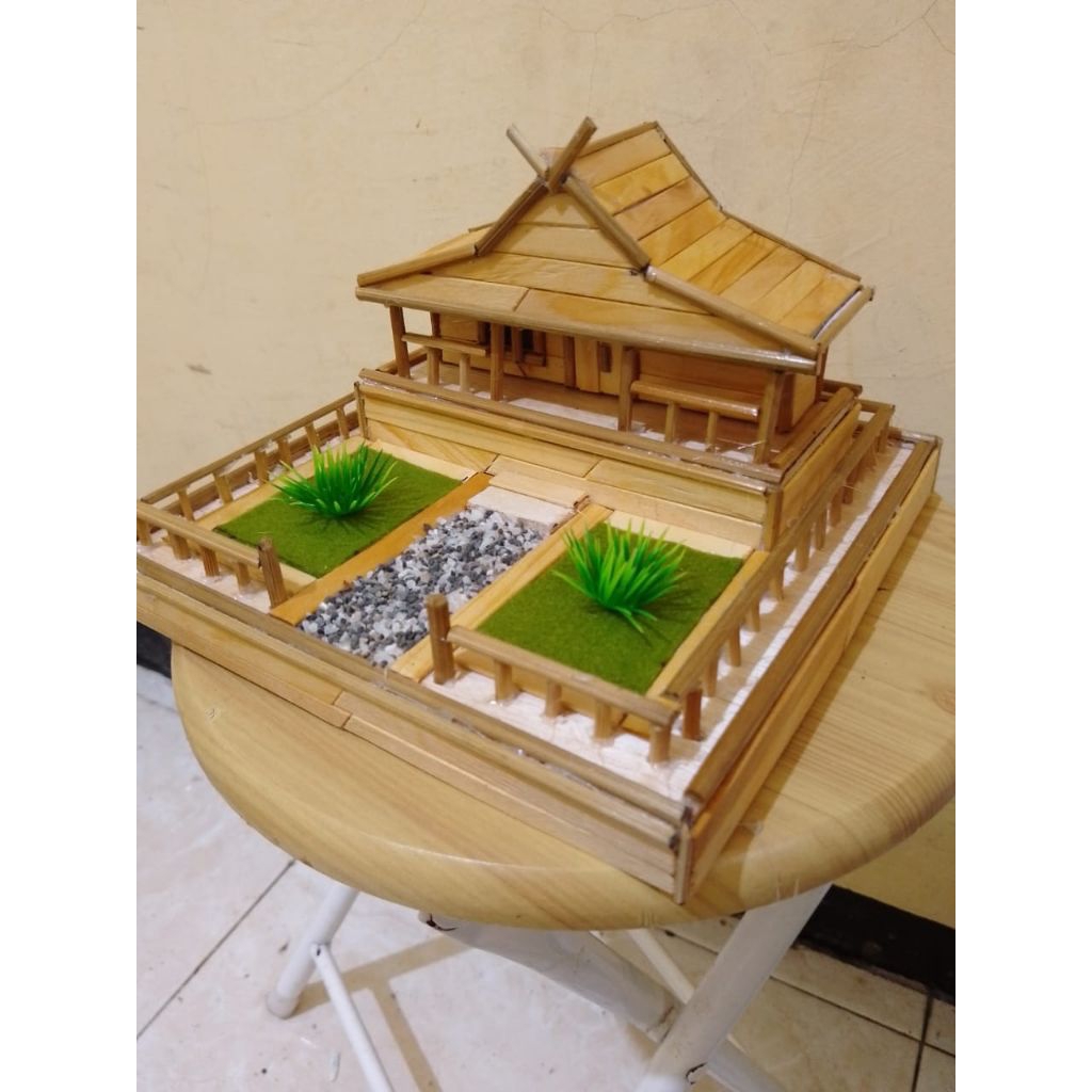 miniatur rumah adat Jawa barat