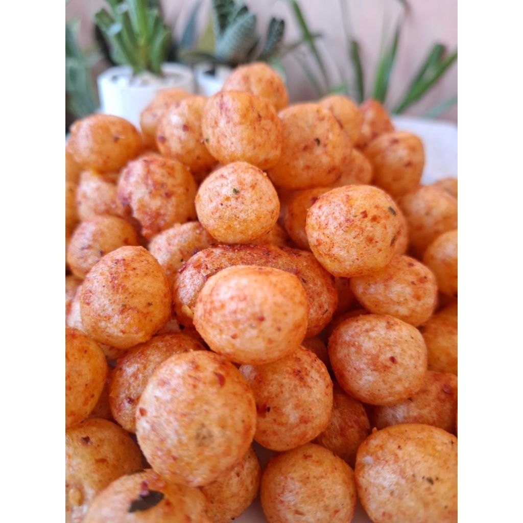 

Cimol Kriuk Daun Jeruk Pedas Asin Gurih 95gr | Snack Kriuk Pedas Viral