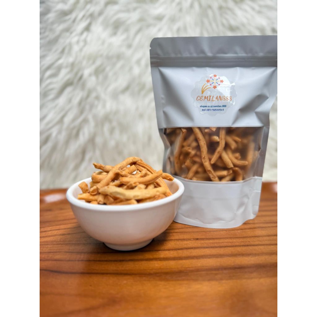 

Cemilan stik bawang original , snack