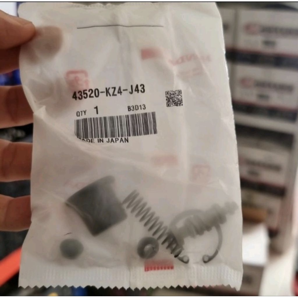 1 set seal piston master rem belakang Honda CRF 250 / 450 cc Original Honda Made in Japan