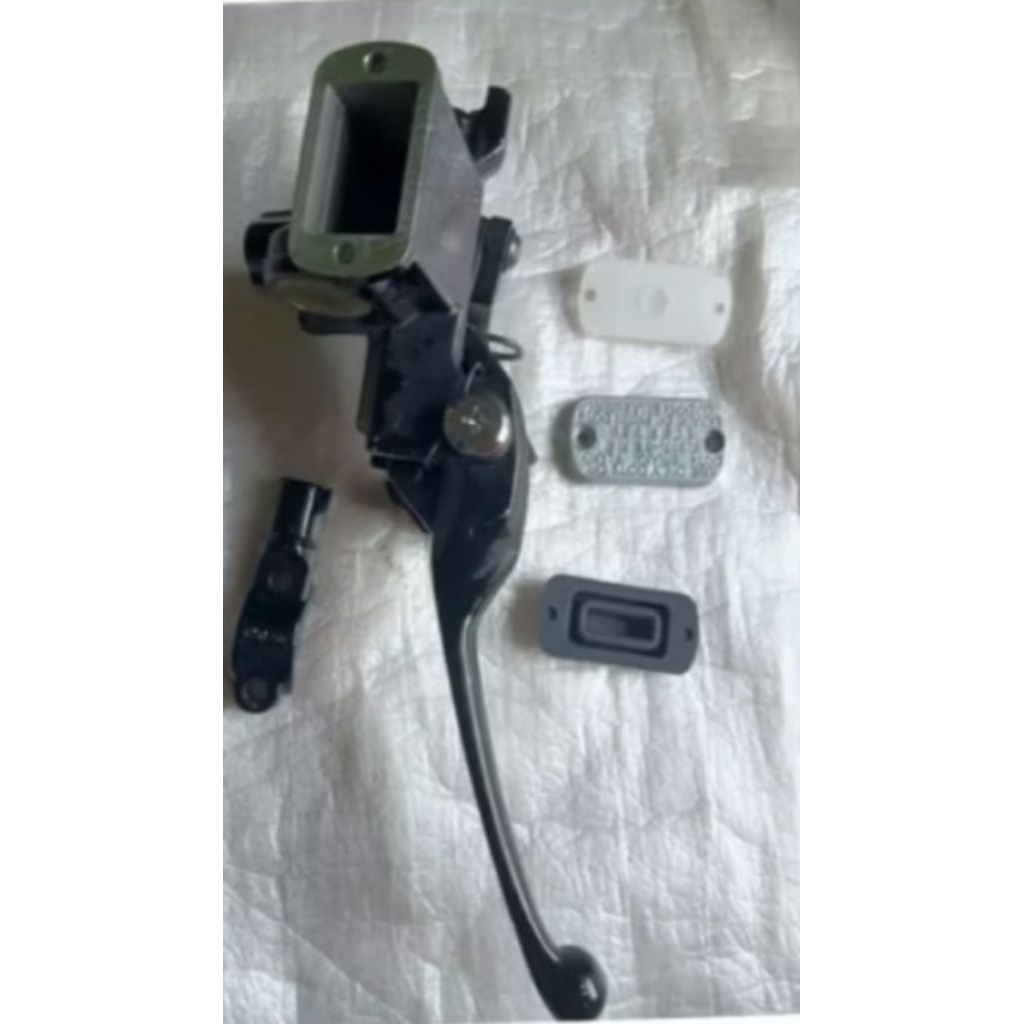 master rem depan Vario 150 new tokico ORI