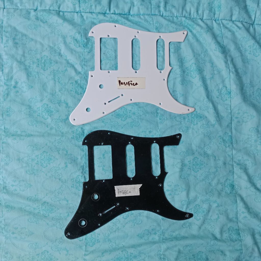 Pickguard Gitar Yamaha Pasifica Original