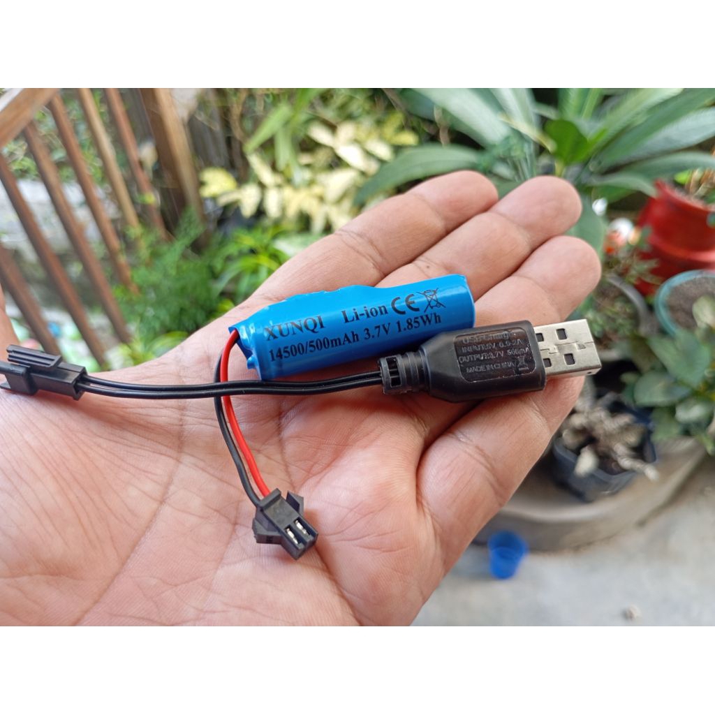 Batre Li-on charger 3.7v // new // untuk rc // batre mobil remot